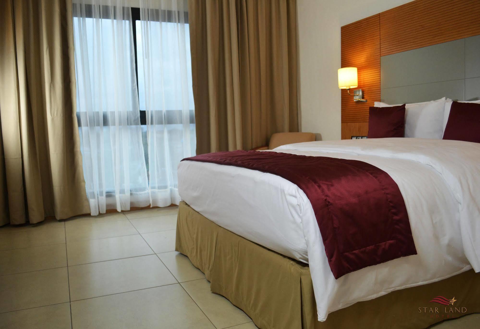 Star Land Hotel Bonapriso Duala Zewnętrze zdjęcie