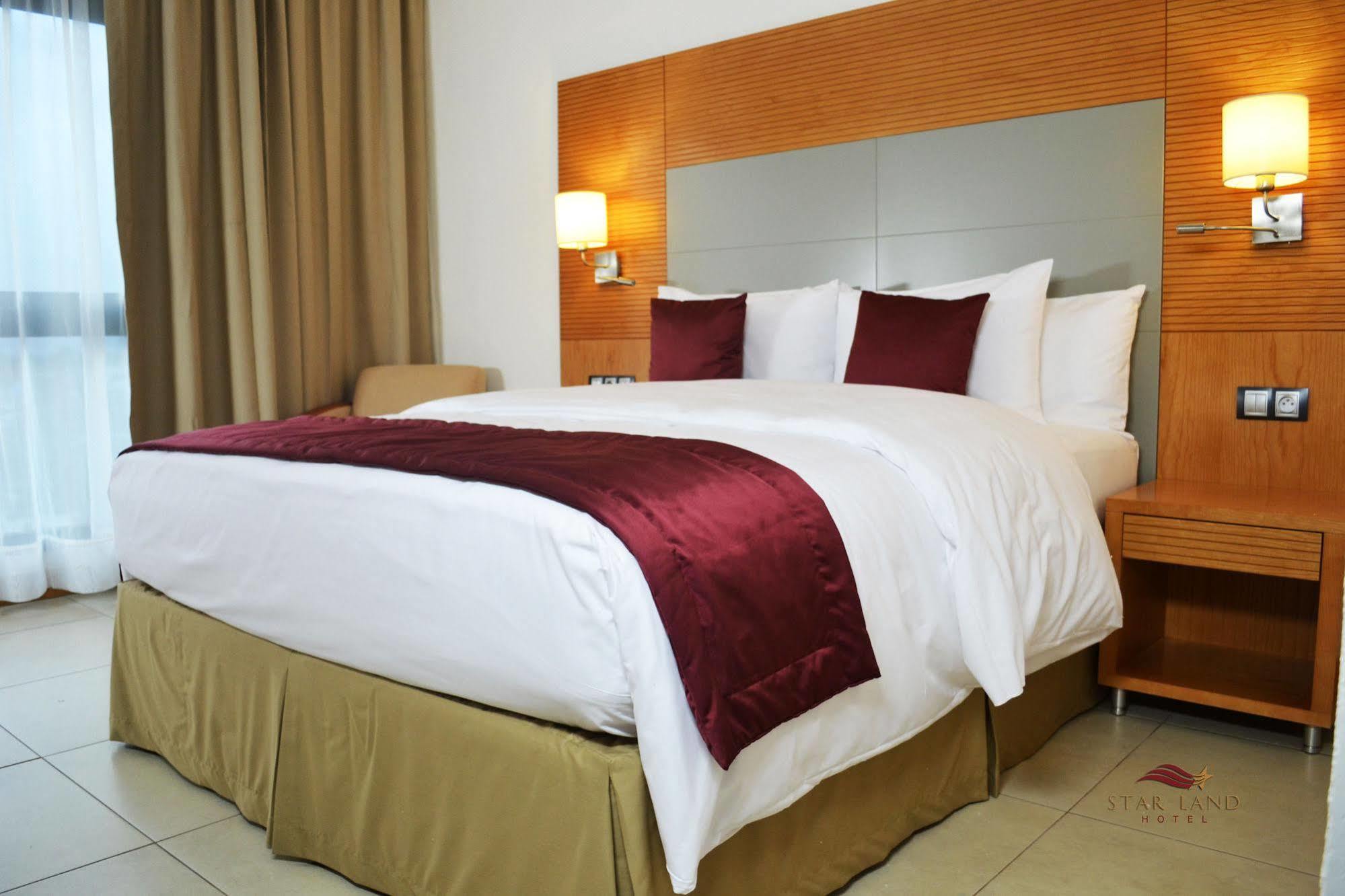 Star Land Hotel Bonapriso Duala Zewnętrze zdjęcie